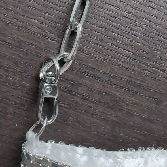 Silver tone chainmail metal mesh mini bag with chain strap - Picture 3 of 11